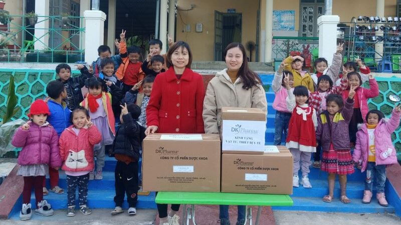 DK Pharma trao tặng tủ thuốc học đường tại Trường mầm non Nậm Pang tỉnh Lai Châu 2022