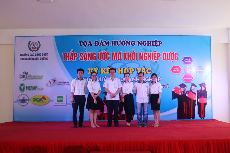 DK Pharma tham gia tọa đàm “Thắp sáng ước mơ khởi nghiệp Dược” tại Trường Cao đẳng Dược Trung ương Hải Dương